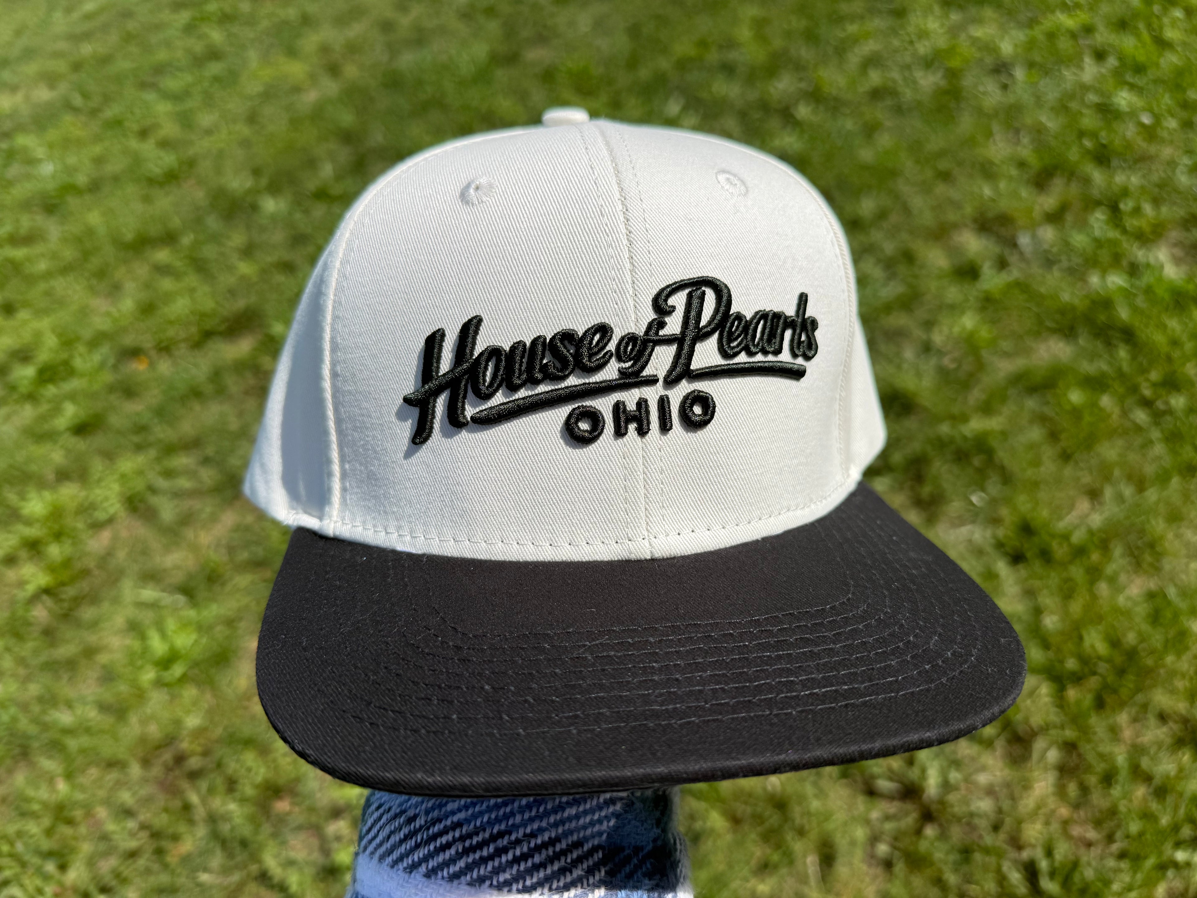 The Legacy Two-Tone Hat